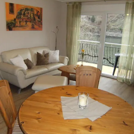 Bio-ferienweingut Leyendecker Kattenes