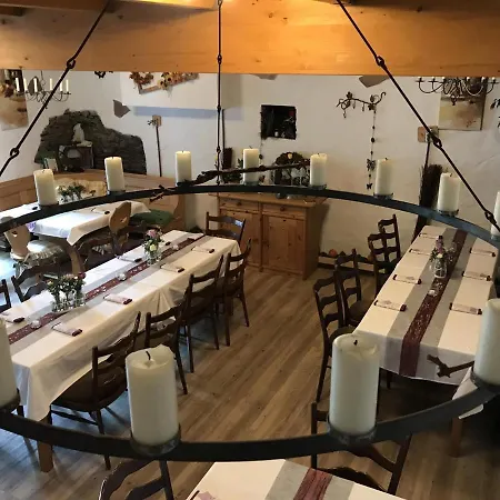 Bio-ferienweingut Leyendecker * Kattenes