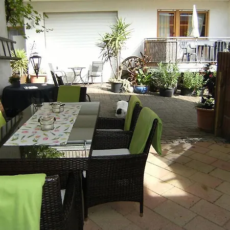 Bio-ferienweingut Leyendecker Lägenhet Kattenes