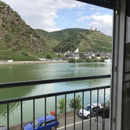 Bio-ferienweingut Leyendecker Apartamento Kattenes