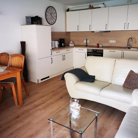 Bio-ferienweingut Leyendecker アパート