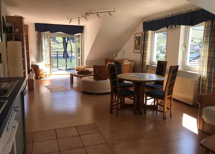 Bio-ferienweingut Leyendecker 公寓