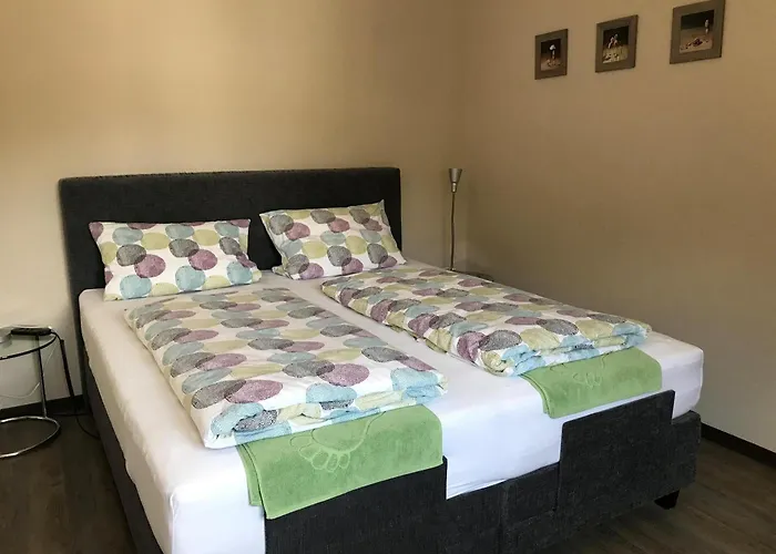 Bio-ferienweingut Leyendecker * Kattenes